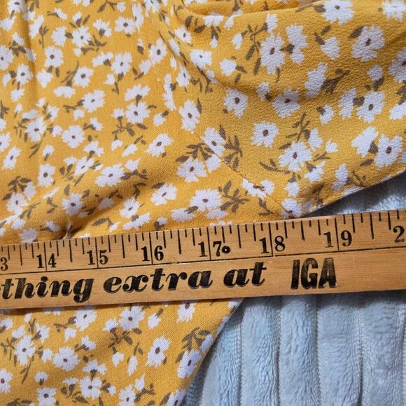EUC ABERCROMBIE & FITCH YELLOW DITSY FLORAL V NECK BUTTON DOWN SHORT DRESS SZ SM - Picture 13 of 15